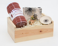 Load image into Gallery viewer, Woven Throw Blanket | Rust
