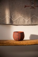 Load image into Gallery viewer, Rounded Planter Diamonds Terracotta | Little Korboose x Nikkie Stutts Ceramics
