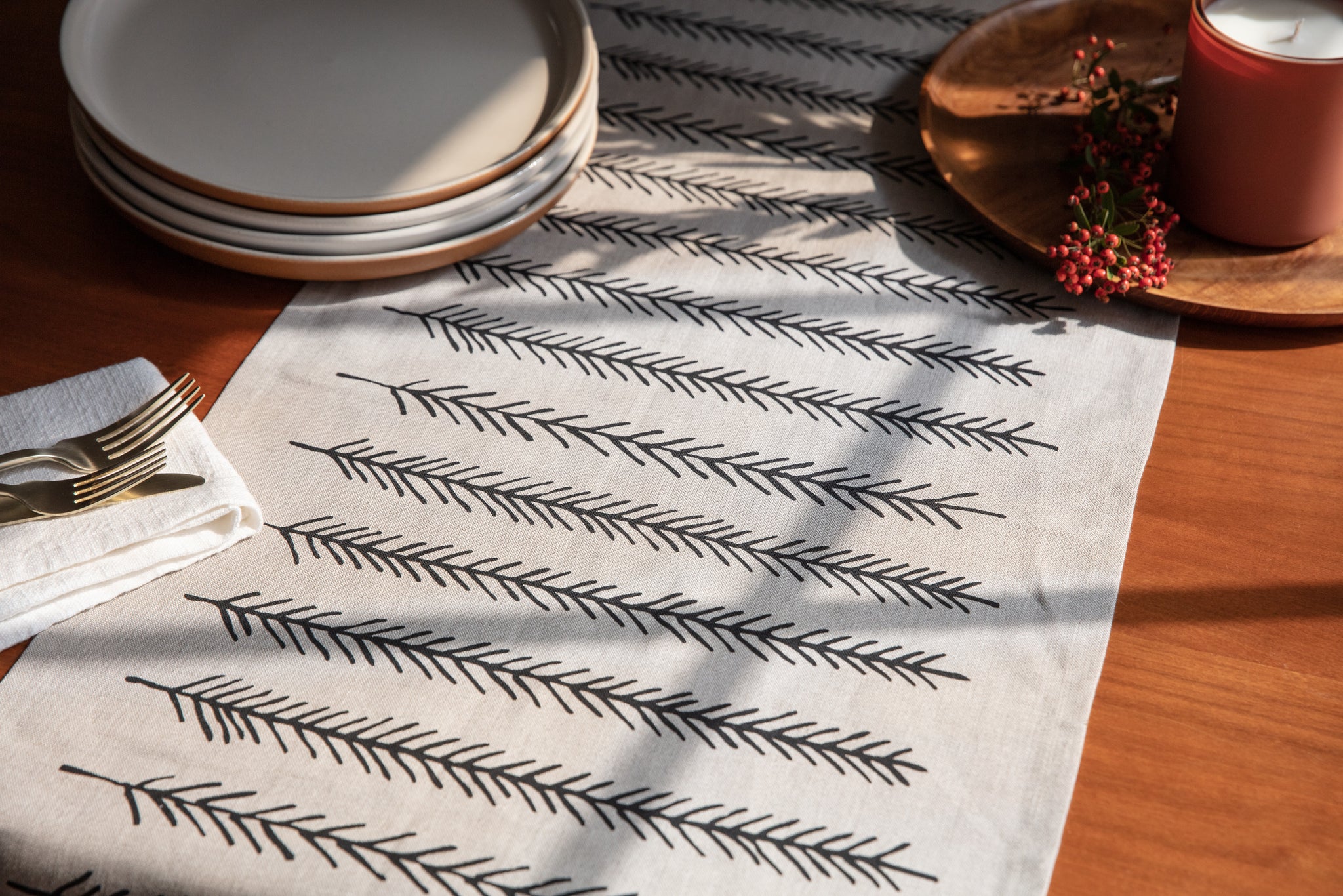 Natural Linen Table Runner | Fringed Feather