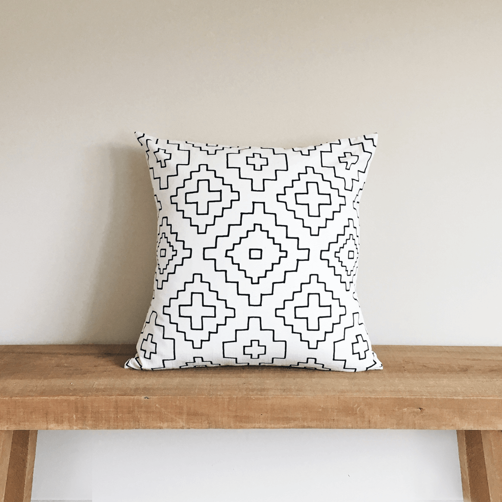 https://littlekorboose.com/cdn/shop/products/Little_korboose_photo_Weave_pillow_for_web_compressed_1d93cd84-d104-4590-8c5d-0ceb7a372389_1024x.png?v=1503059457